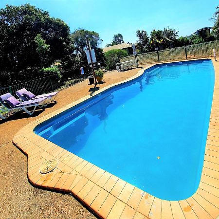 Bundaberg East Cabin And Tourist Park מראה חיצוני תמונה